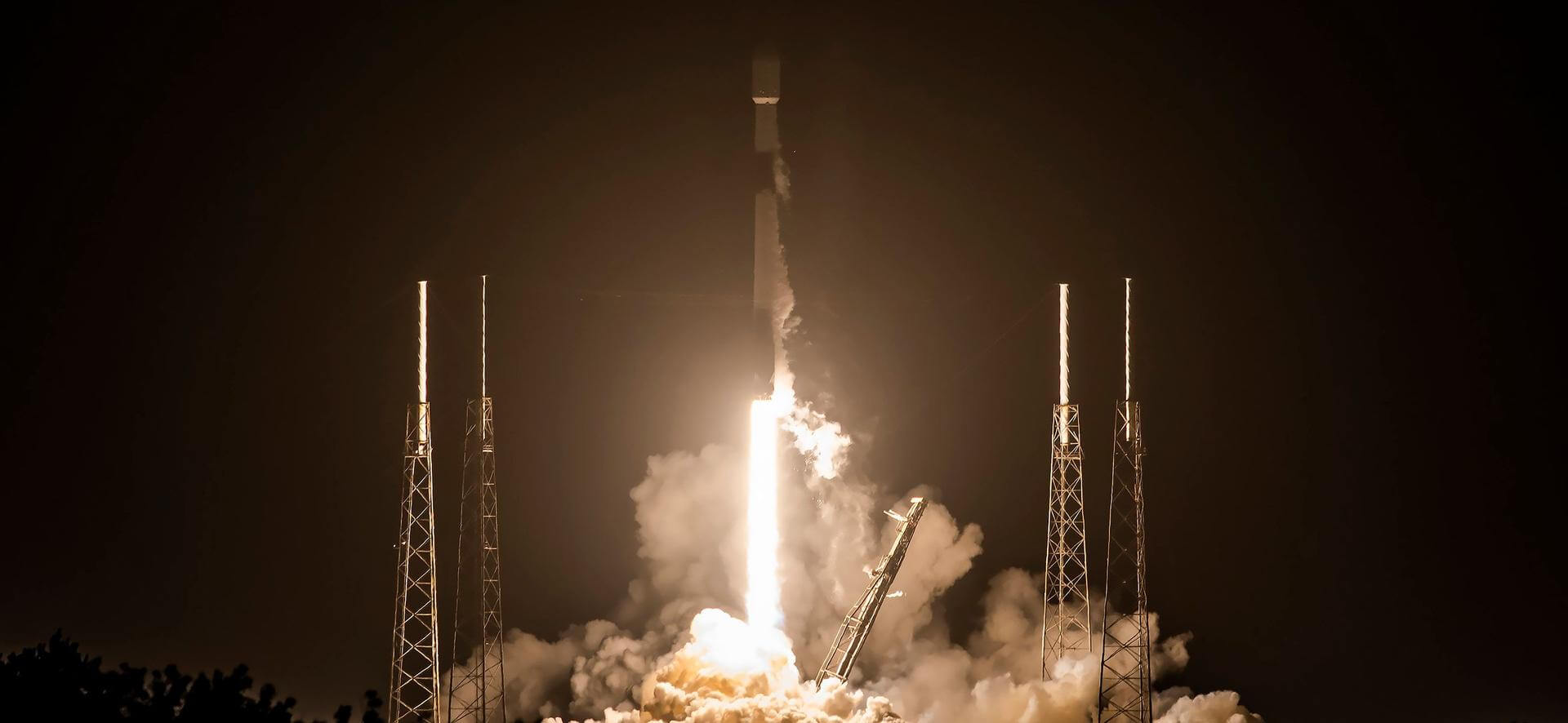Falcon 9 Block 5 | BADR-8