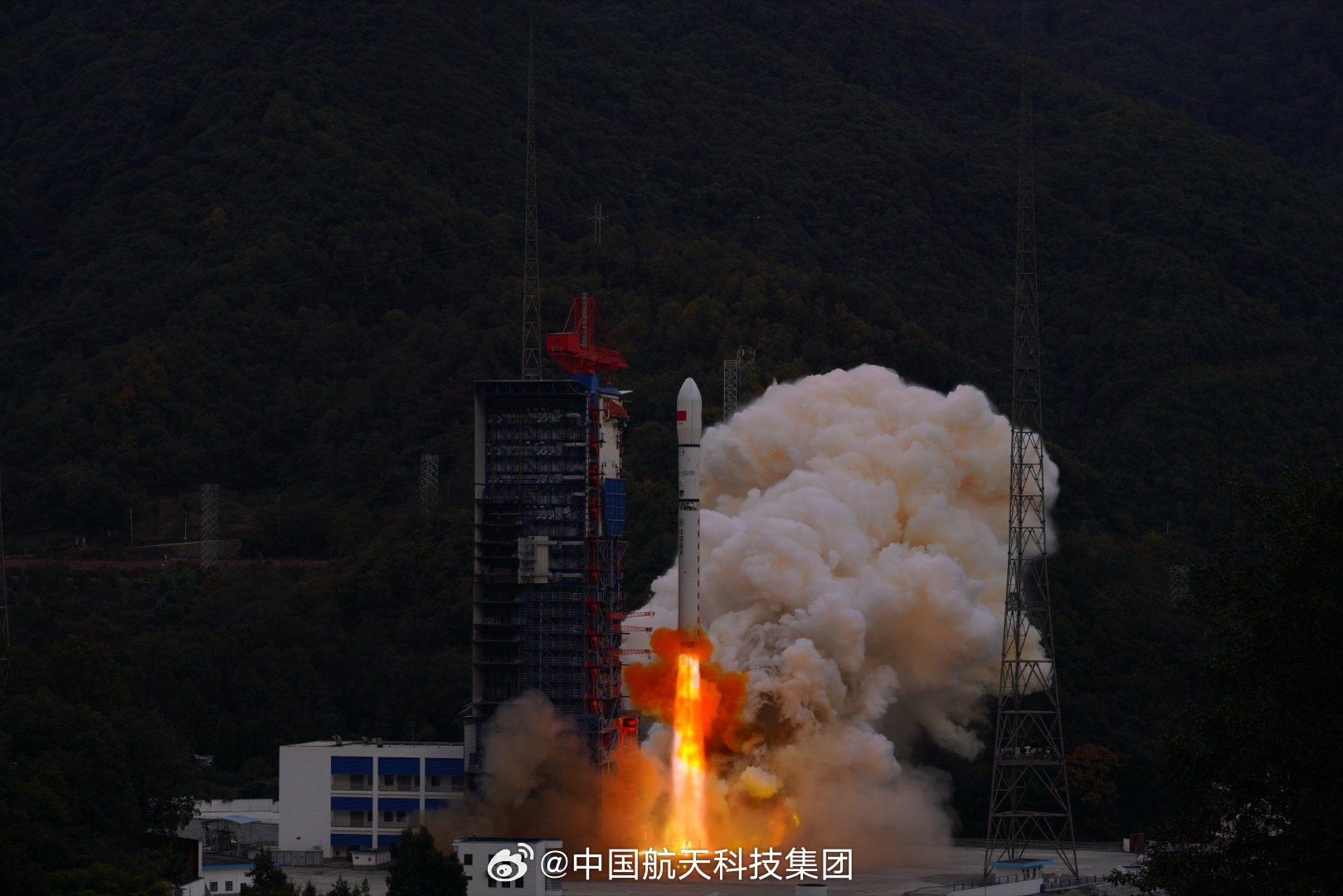 Long March 2D/YZ-3 | High Speed Laser Diamond Constellation Test System